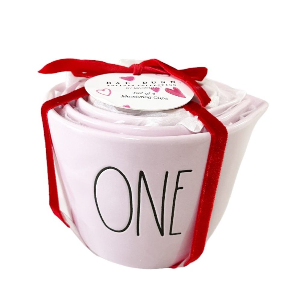 NEW HTF Rae Dunn PINK HEART Cutout Valentine’s Day Measuring Cup Set